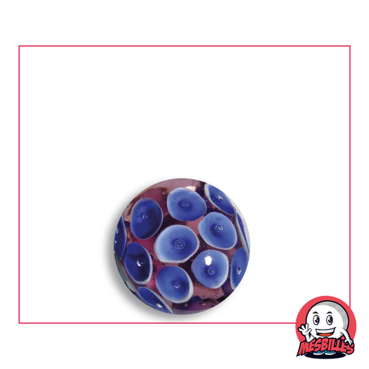 Bille Art Nénuphar Bleu en verre rose violacé translucide semé de pastilles bleu indigo cernées de blanc, vue de dessus, 16 mm de diamètre