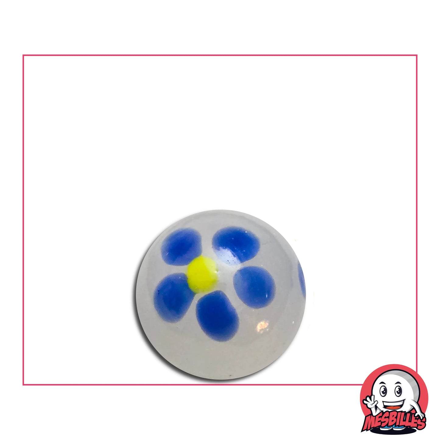 Bille Art Pâquerette Bleu Nuage 16 mm avec fleur bleue et cœur jaune dans verre translucide – bille artistique MesBilles