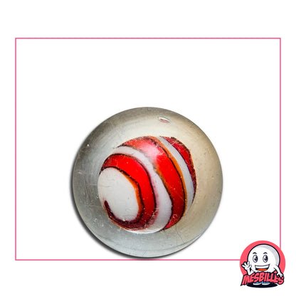 Bille d’Art Vague Rouge 25 mm avec motif ondulé rouge et lignes blanches dans verre transparent.