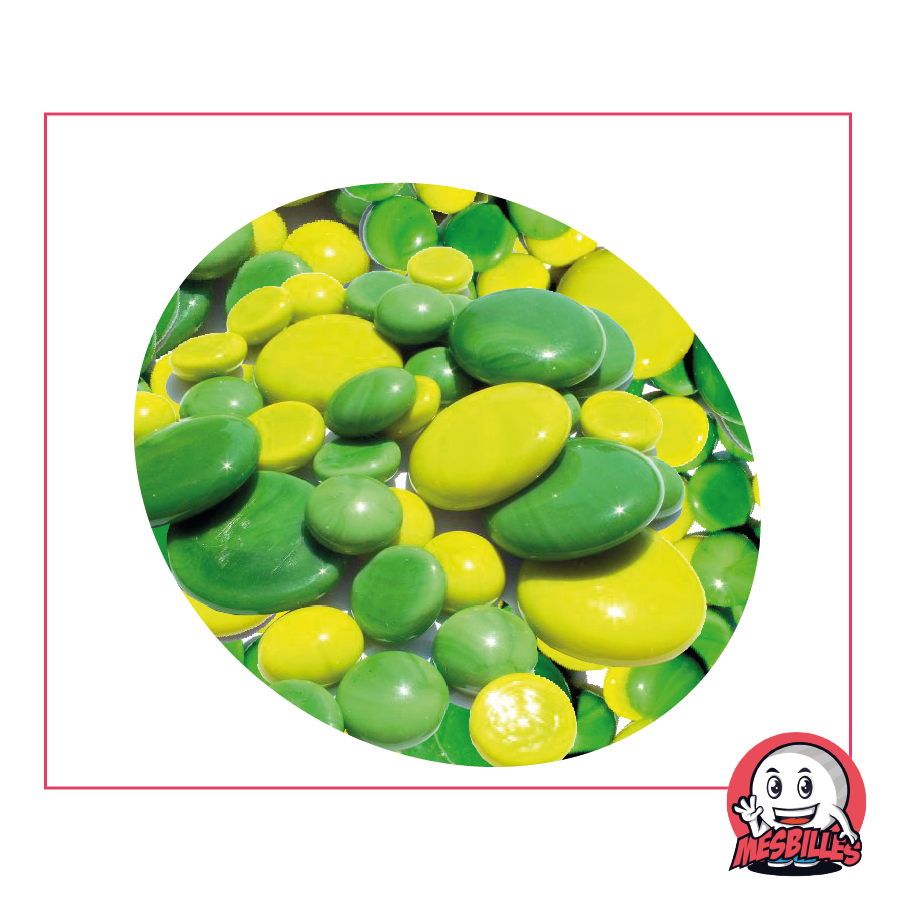 Composizione di biglie piatte verde limone e verde, opache, in varie dimensioni